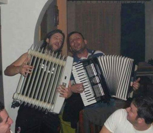 \"\"